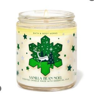 Bath & Body Works candle